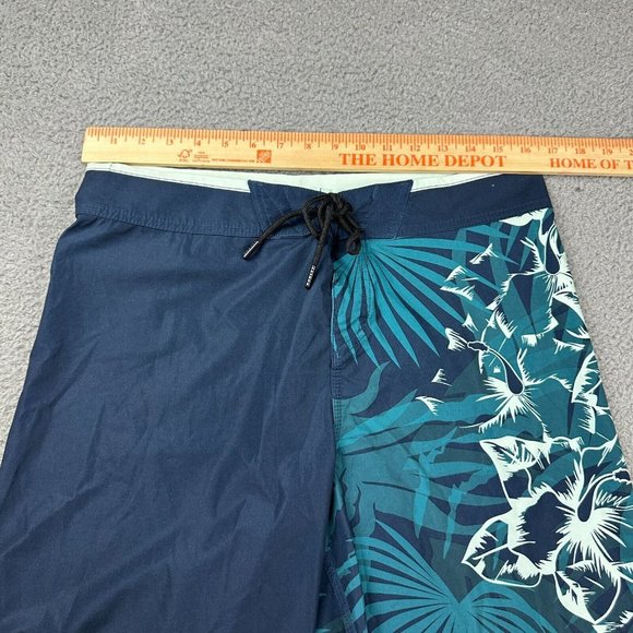 Oakley Men’s Performance Fit Swim Beach Board Short Size 32 - Picture 7 of 9